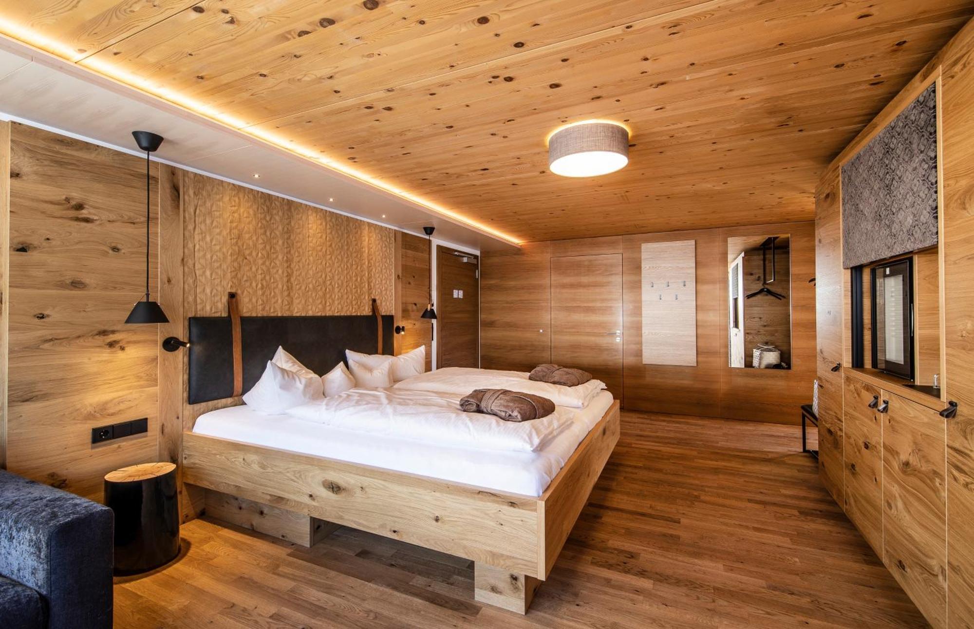 Alpen Hotel Post Au (Vorarlberg) ภายนอก รูปภาพ